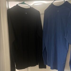 lululemon athletica Black and Blue Long Sleeve Tees